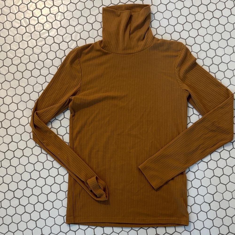 Madewell ribbed turtleneck t-shirt, small
